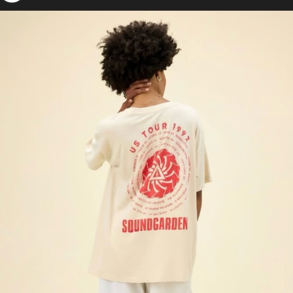 Daydreamer Soundgarden Badmotofinger tee - Picture 2 of 3